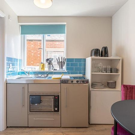 Superb One Bedroom Apartment In Coventry Cv1 *New* Eksteriør billede