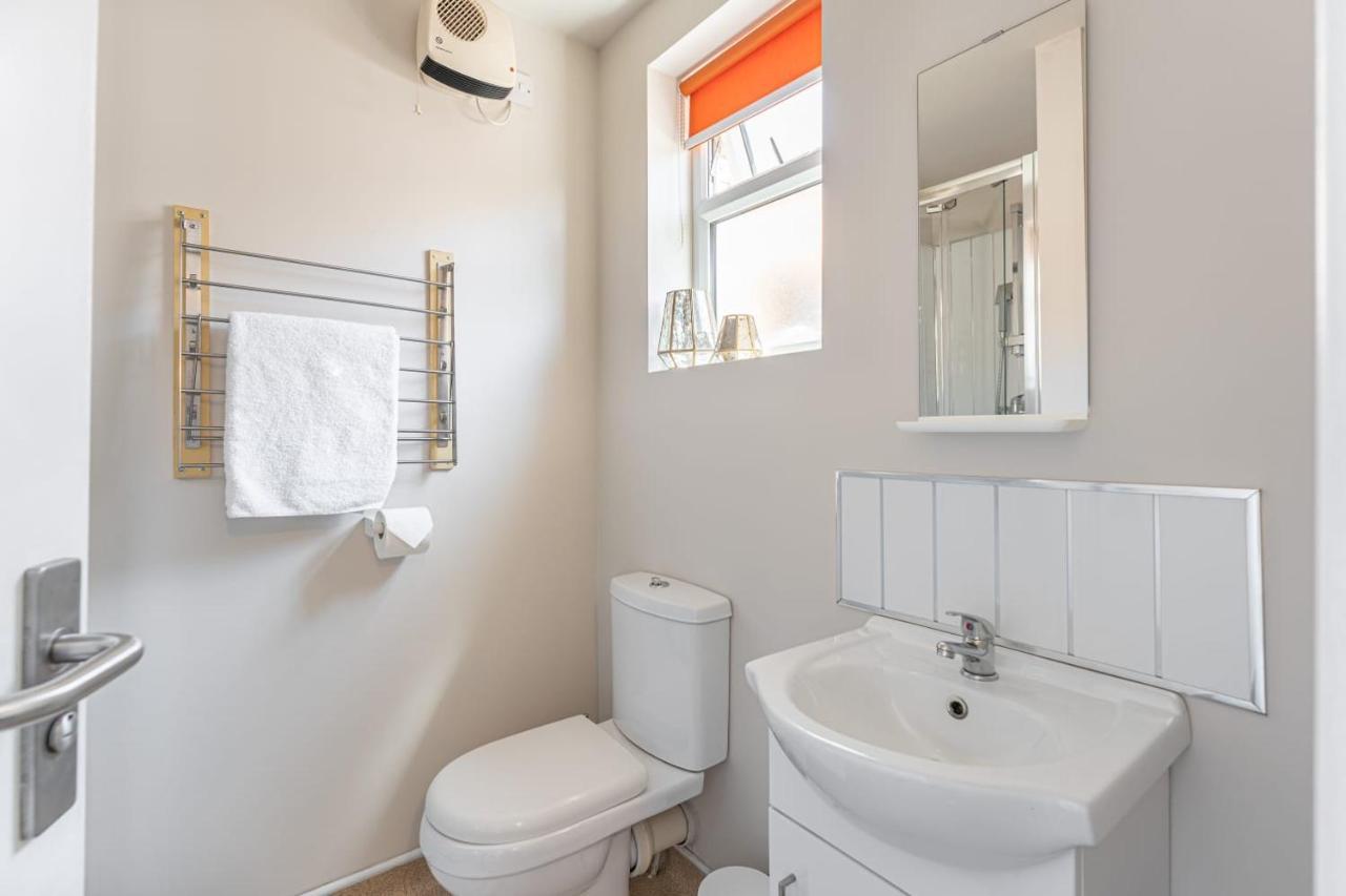 Superb One Bedroom Apartment In Coventry Cv1 *New* Eksteriør billede